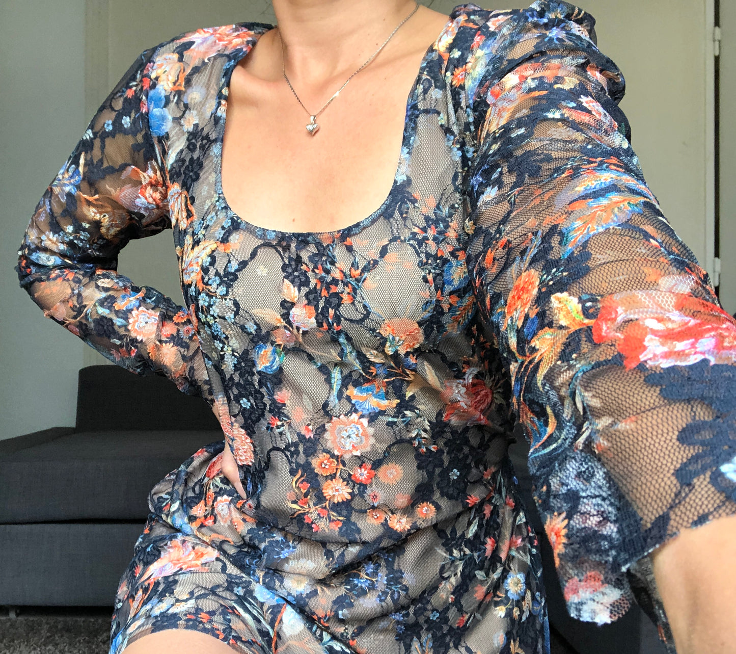 ROBE DENTELLE FLEURIE