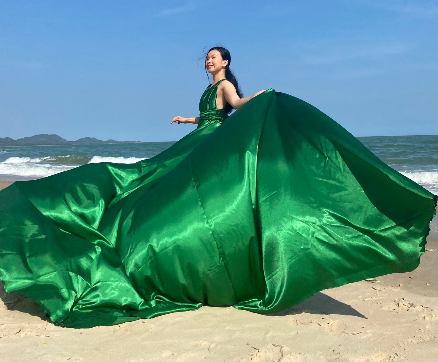 ROBE VOLANT, FLYING DRESS, ROBE CONVERTIBLE GREEN