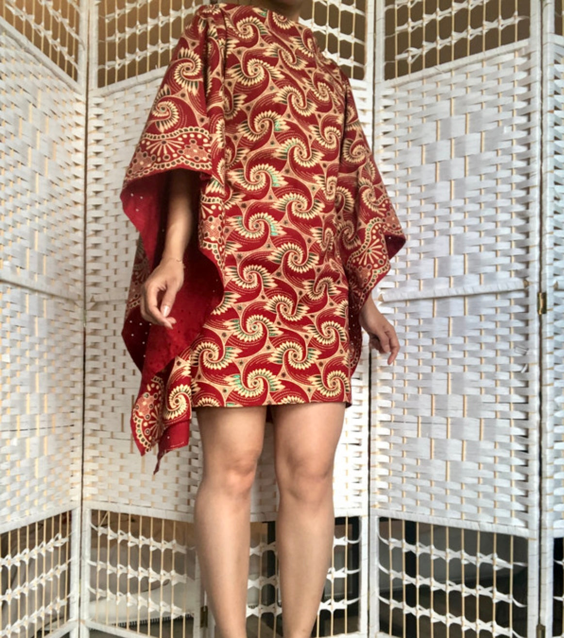 ROBE WAX ROUGE BRODERIE