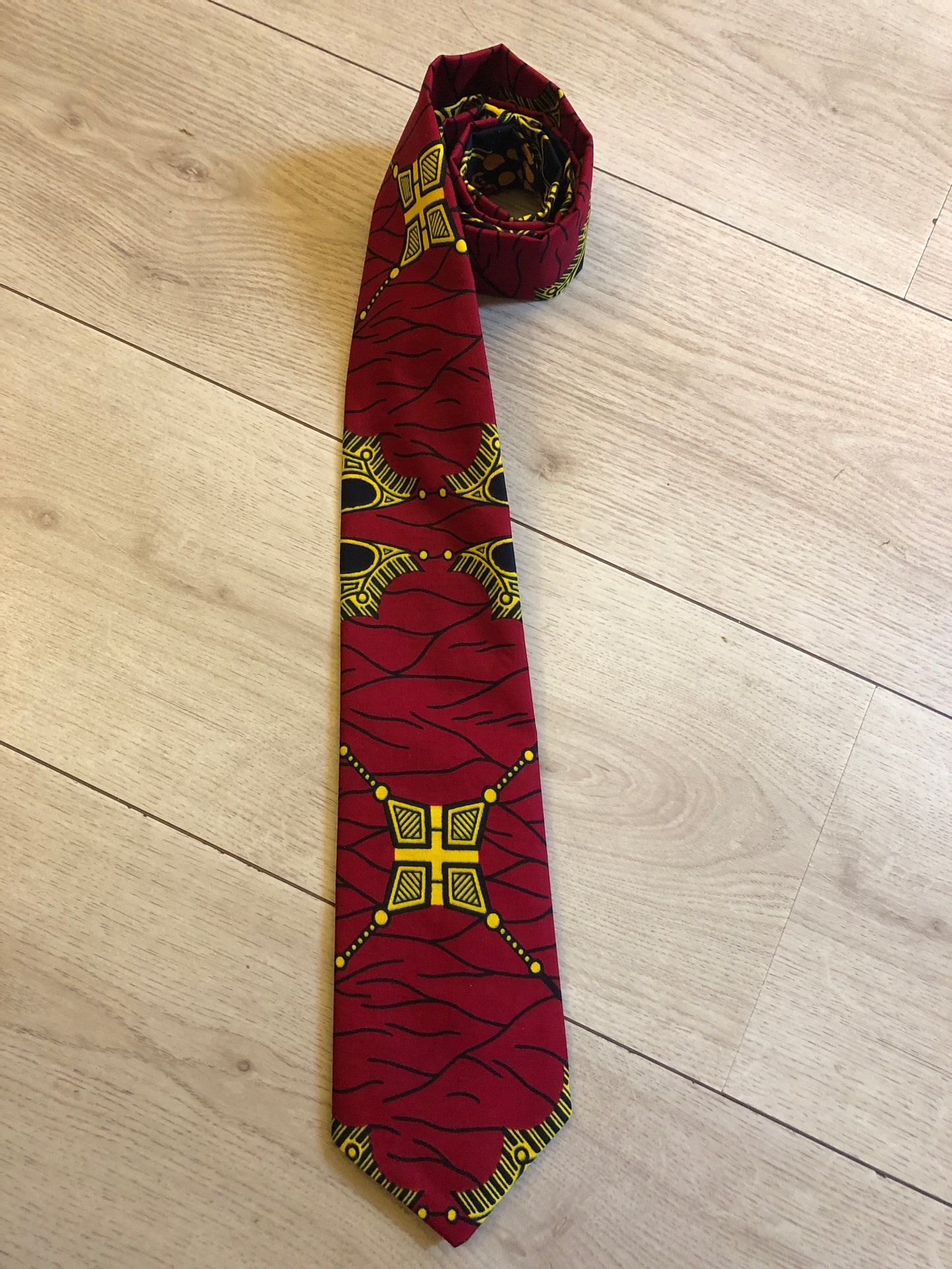 CRAVATE WAX PAPILLON ROUGE