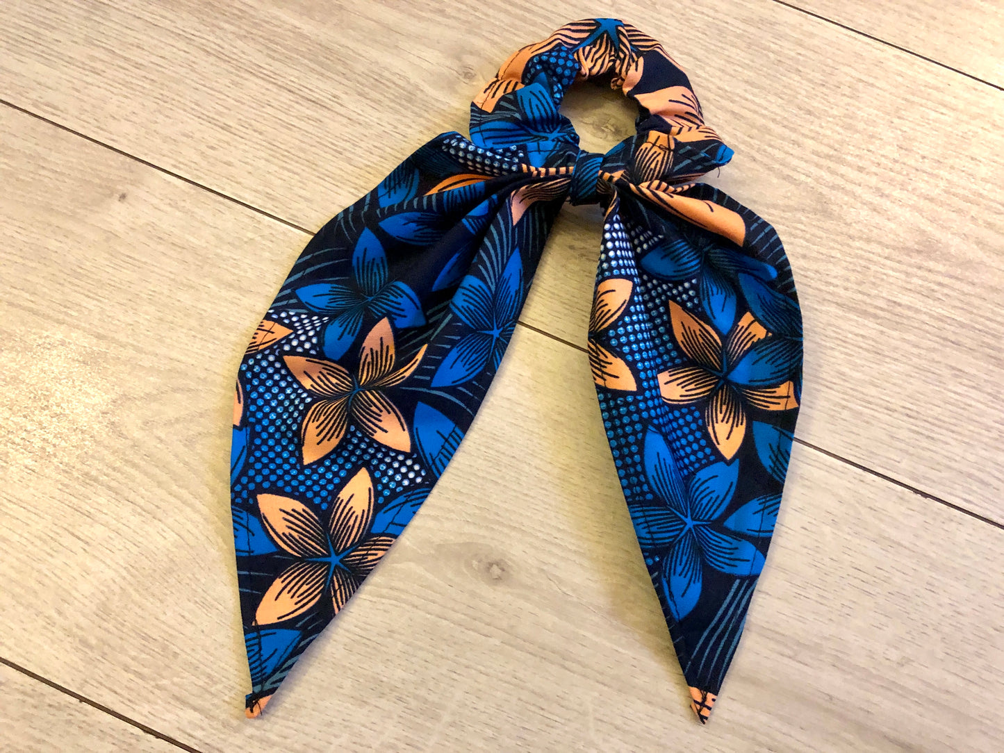 CHEVEUX ACCESSOIRES WAX BLEU HOA