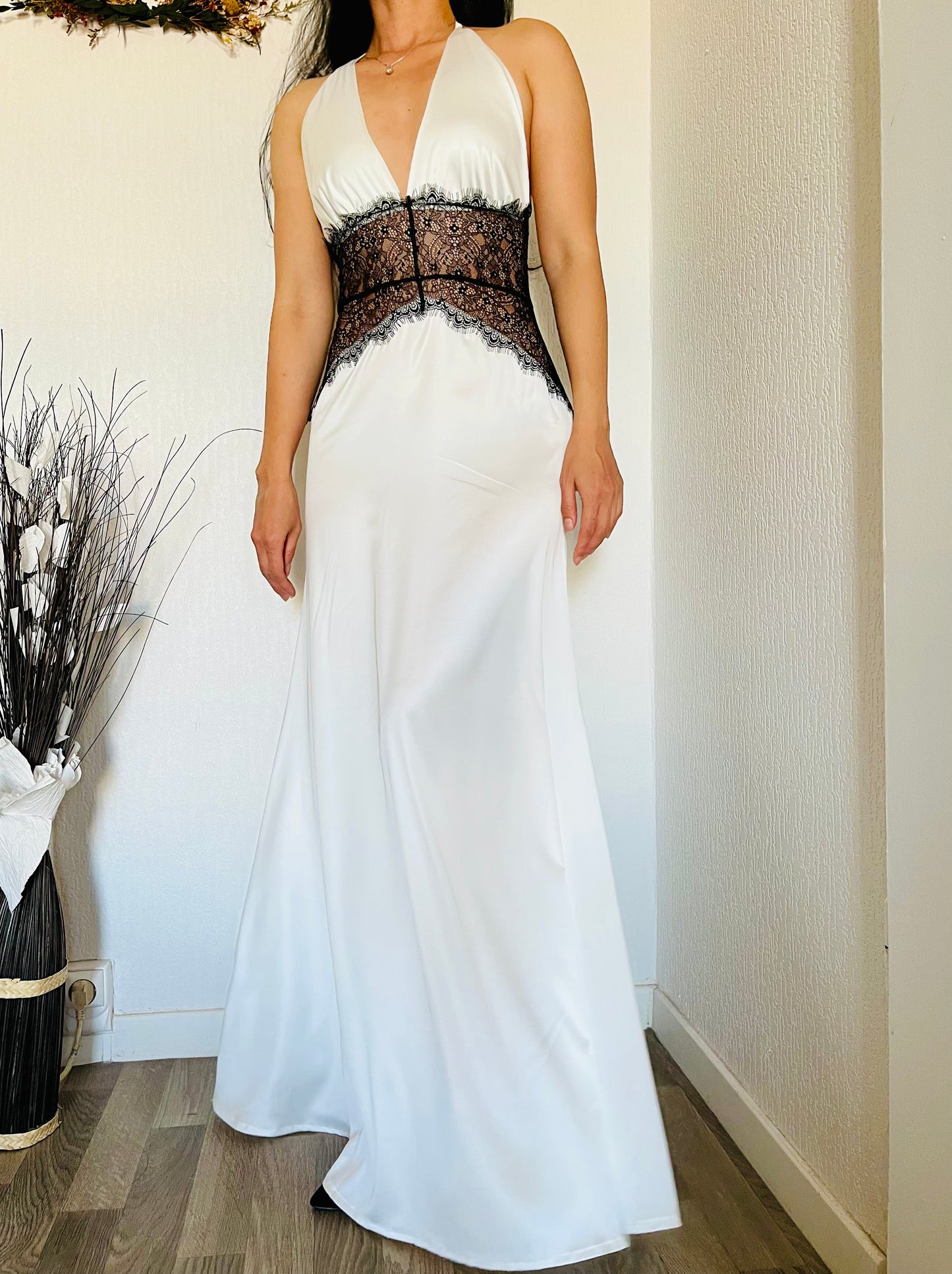 ROBE SATIN BLANCHE